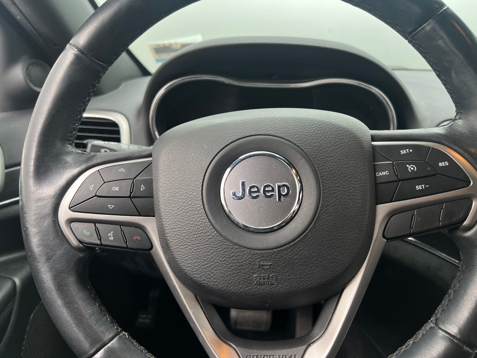 Thumbnail: 2019 Jeep Grand Cherokee - 4