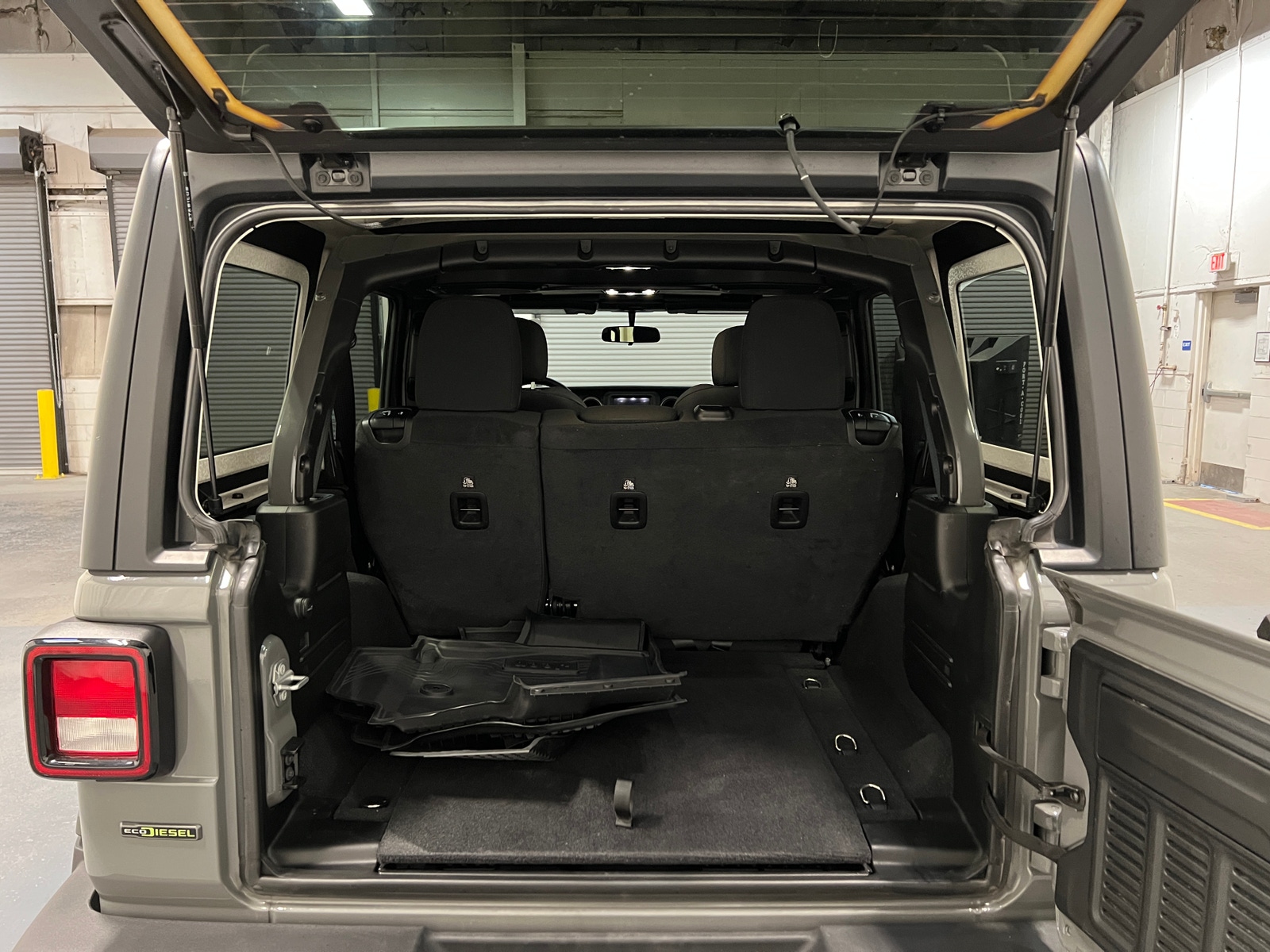 Thumbnail: 2021 Jeep Wrangler - 7