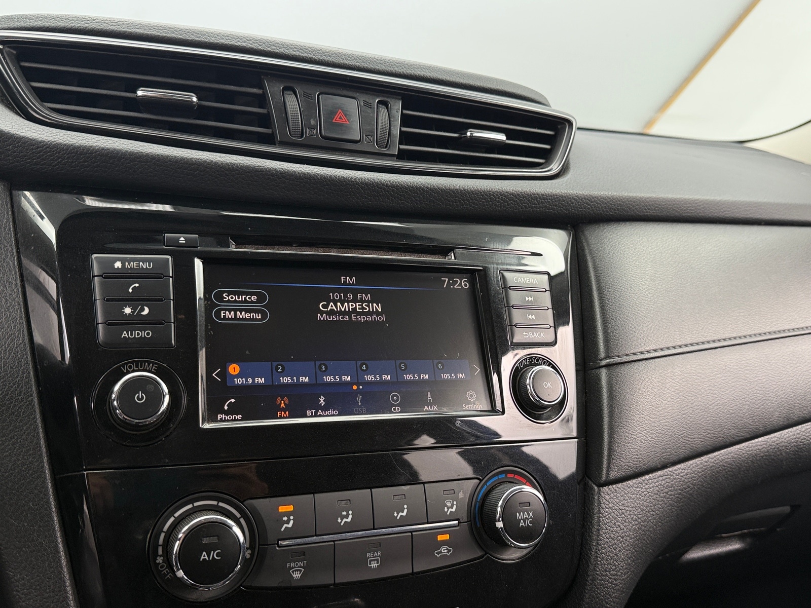 Thumbnail: 2020 Nissan Rogue - 4