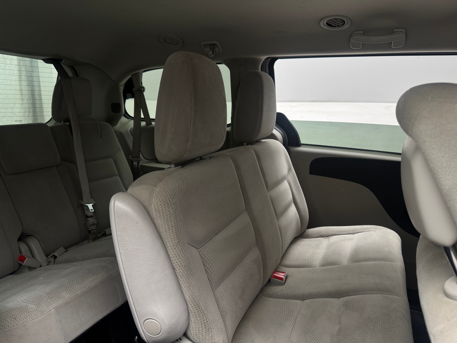 Thumbnail: 2017 Dodge Grand Caravan - 6