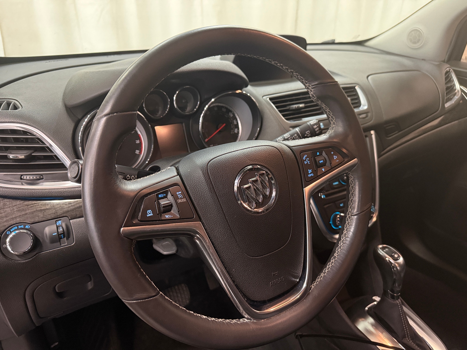 Thumbnail: 2016 Buick Encore - 5