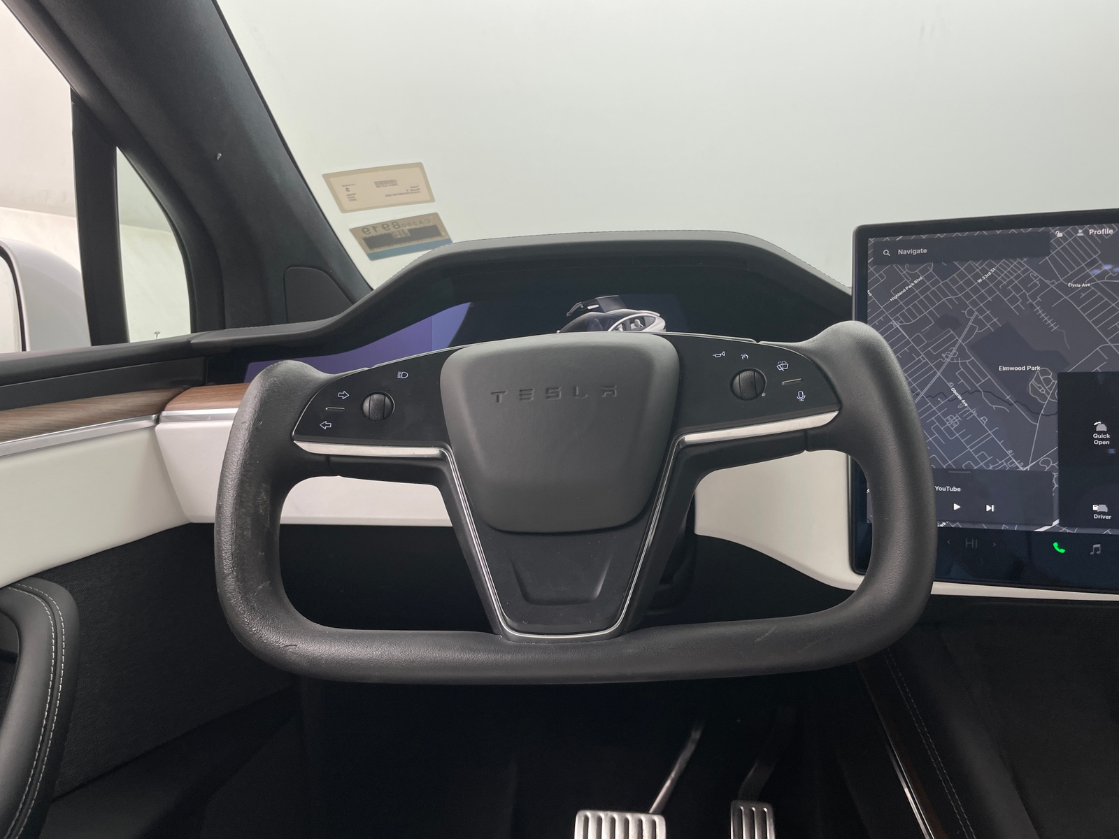 Thumbnail: 2022 Tesla Model X - 4