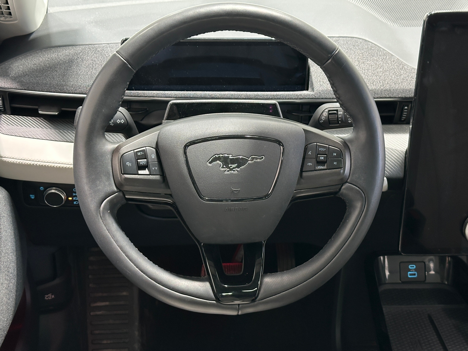 Thumbnail: 2021 Ford Mustang Mach-E - 4