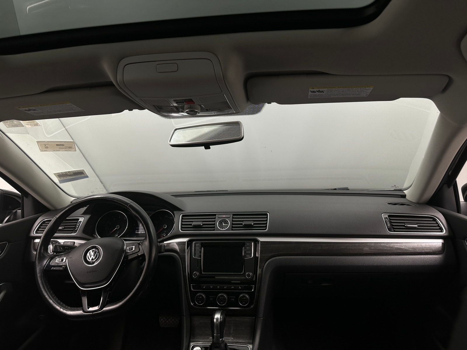 Thumbnail: 2017 Volkswagen Passat - 2