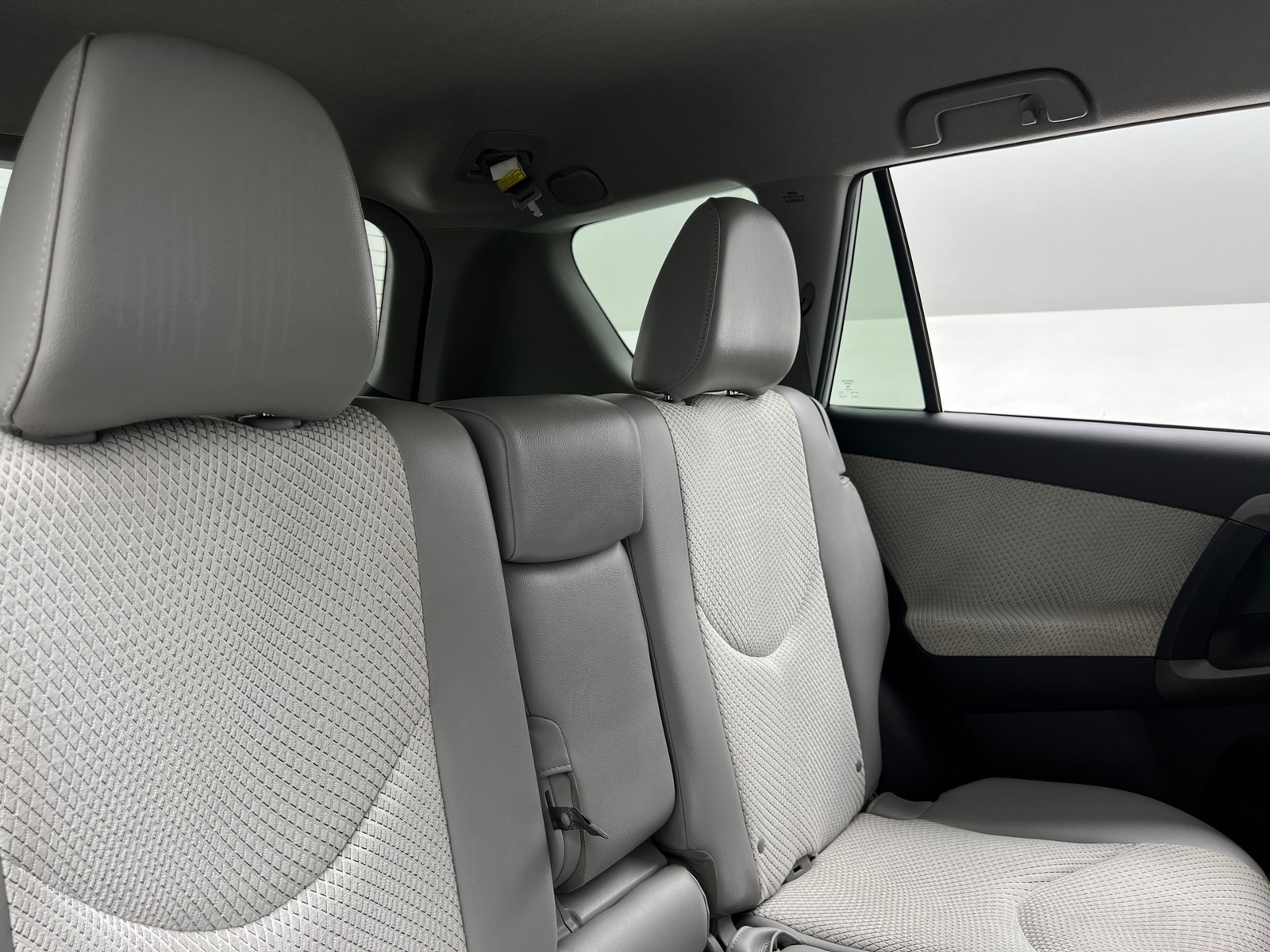 Thumbnail: 2014 Toyota RAV4 - 6