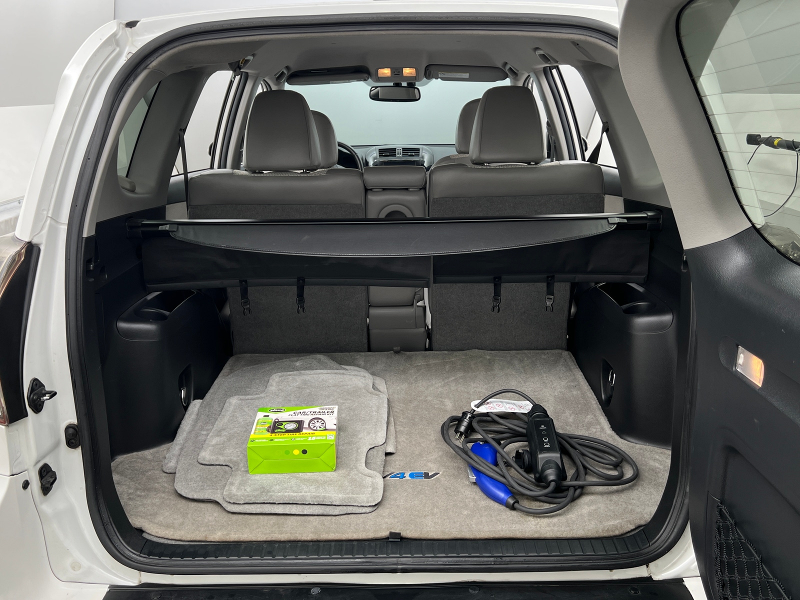 Thumbnail: 2014 Toyota RAV4 - 7