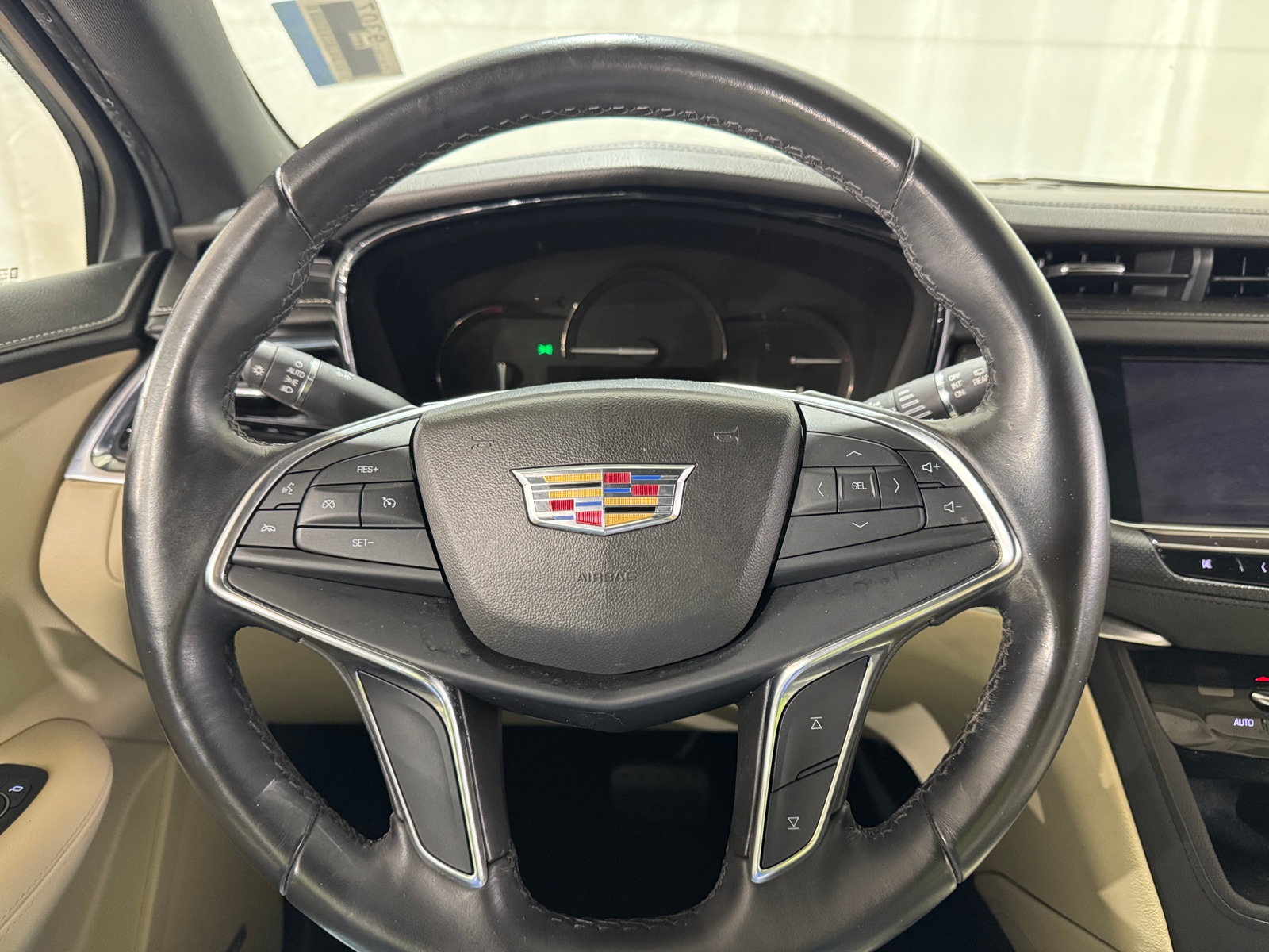 Thumbnail: 2018 Cadillac XT5 - 4