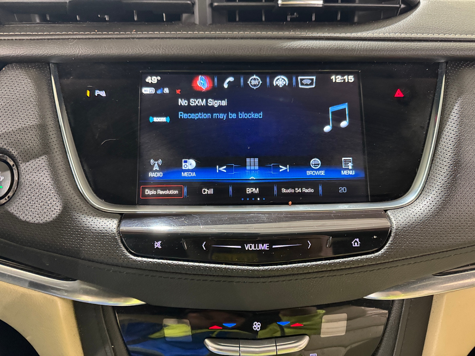 Thumbnail: 2018 Cadillac XT5 - 3