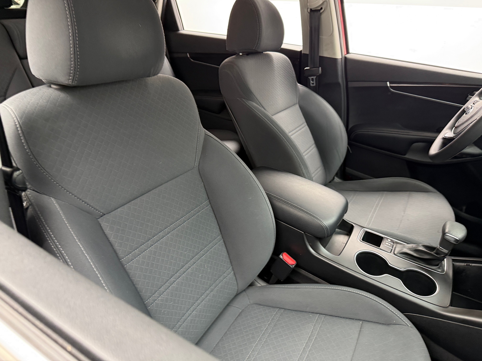 Thumbnail: 2019 Kia Sorento - 2