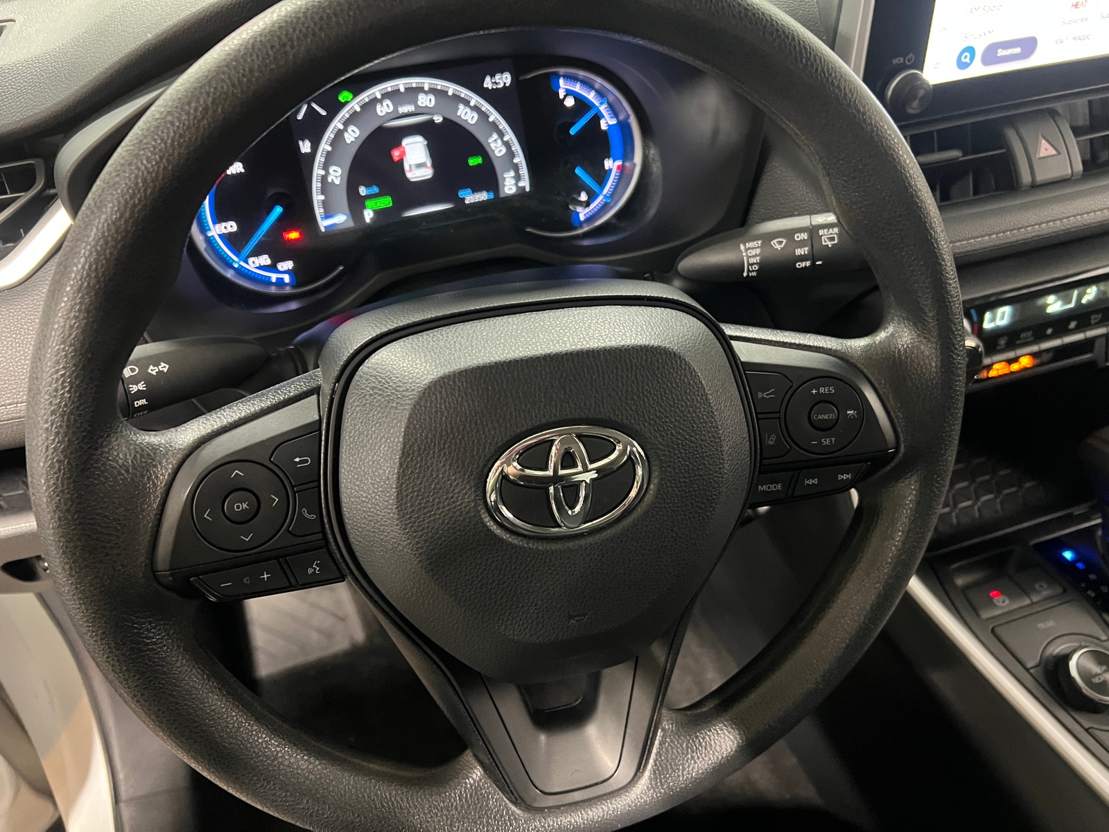 Thumbnail: 2024 Toyota RAV4 - 5