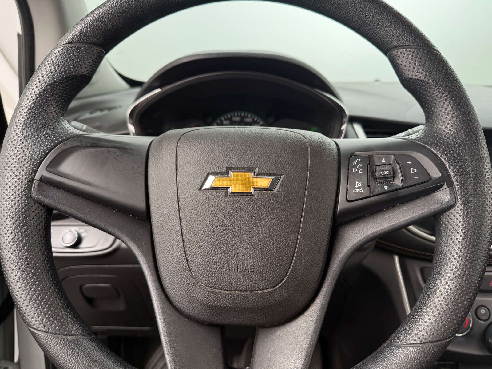 Thumbnail: 2018 Chevrolet Trax - 5