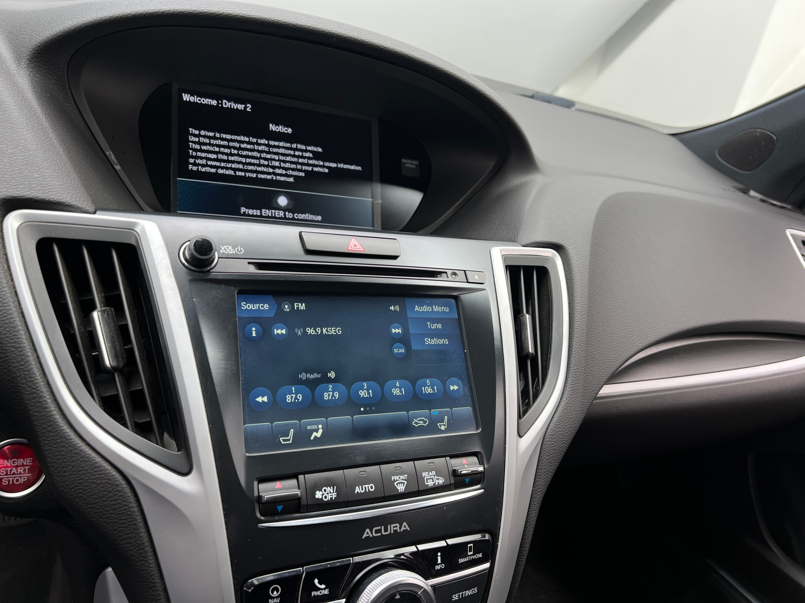 Thumbnail: 2019 Acura TLX - 3