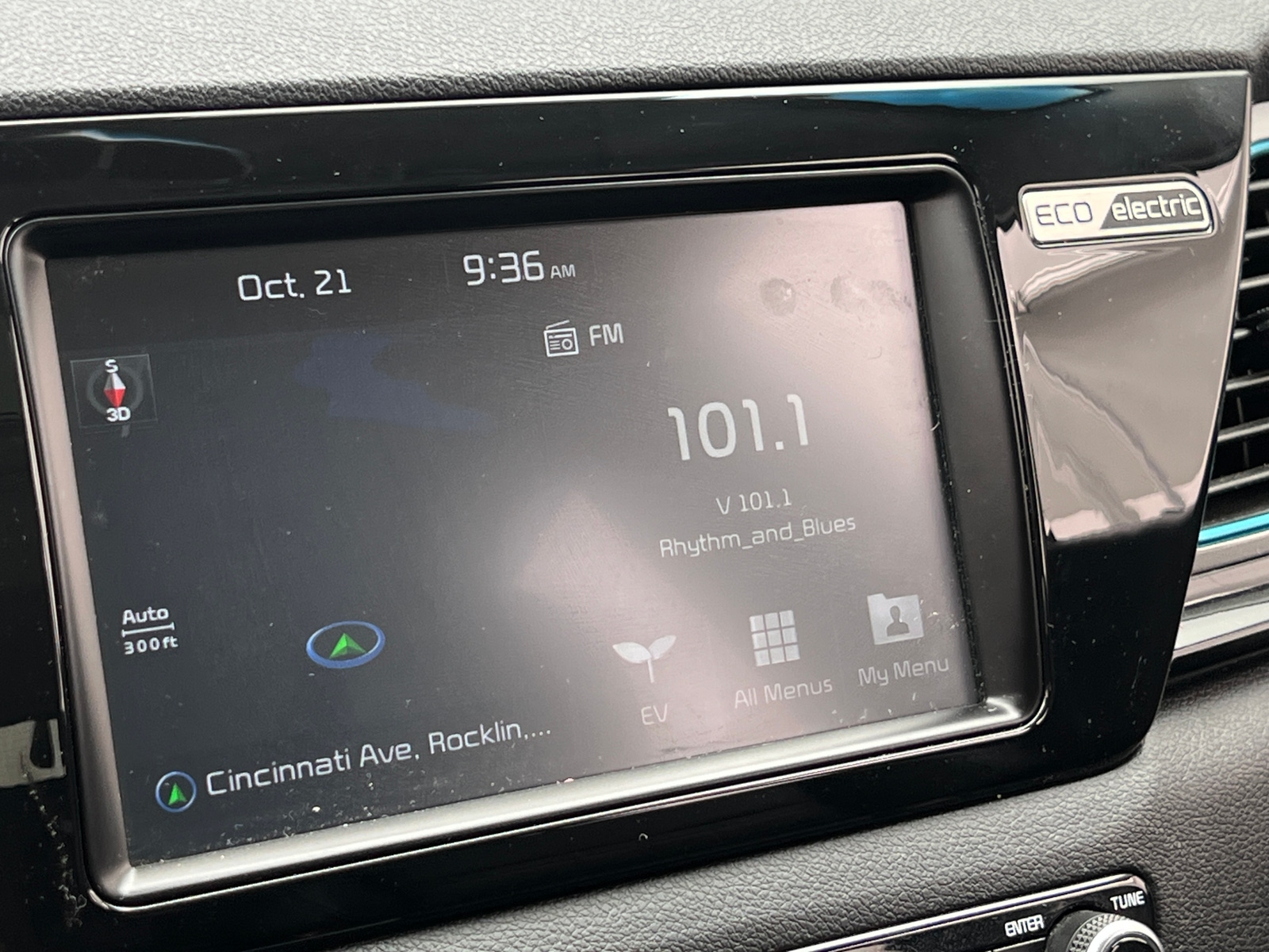 Thumbnail: 2019 Kia Niro - 3