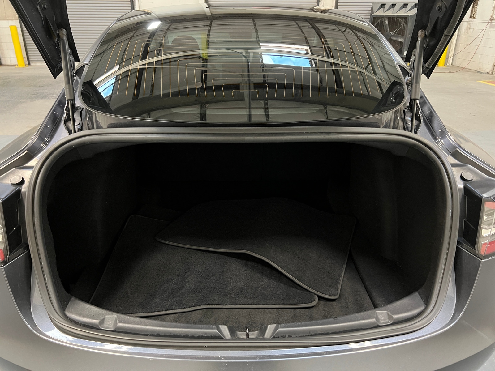 Thumbnail: 2019 Tesla Model 3 - 5