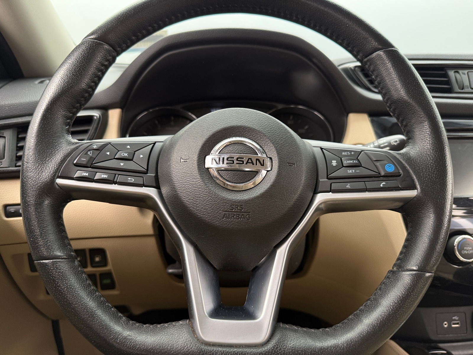 Thumbnail: 2019 Nissan Rogue - 4