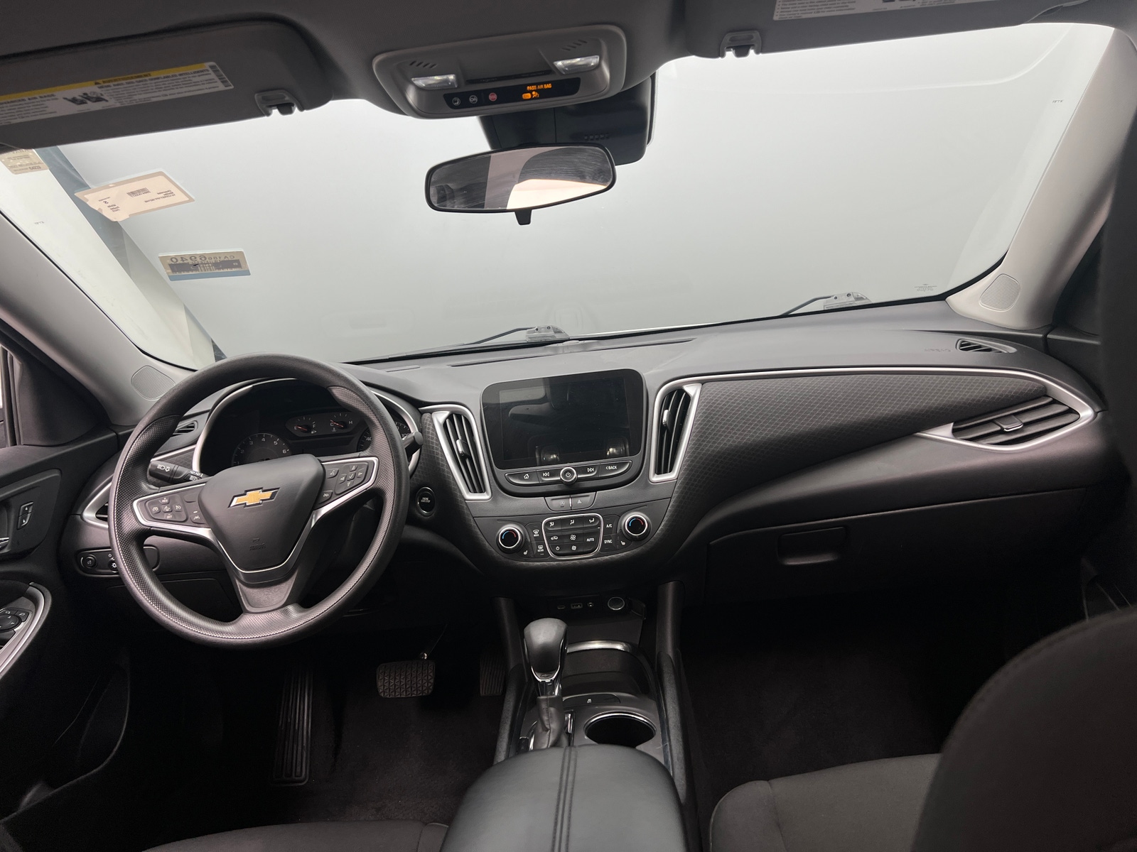 Thumbnail: 2023 Chevrolet Malibu - 3