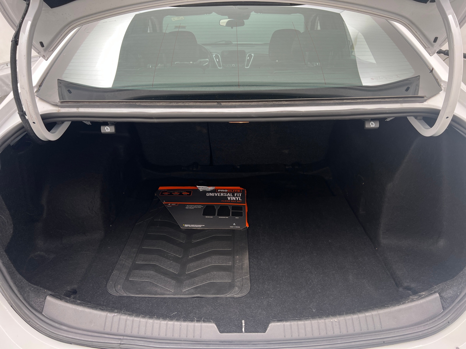 Thumbnail: 2023 Chevrolet Malibu - 7