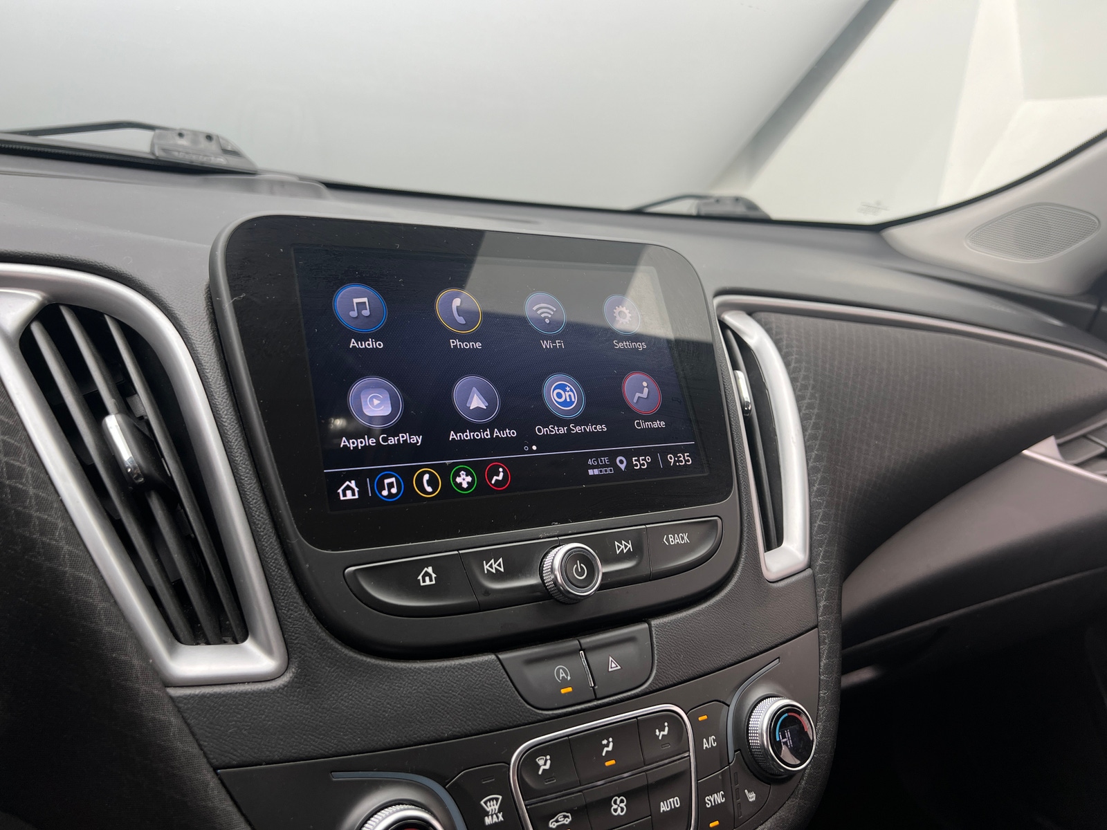 Thumbnail: 2023 Chevrolet Malibu - 4