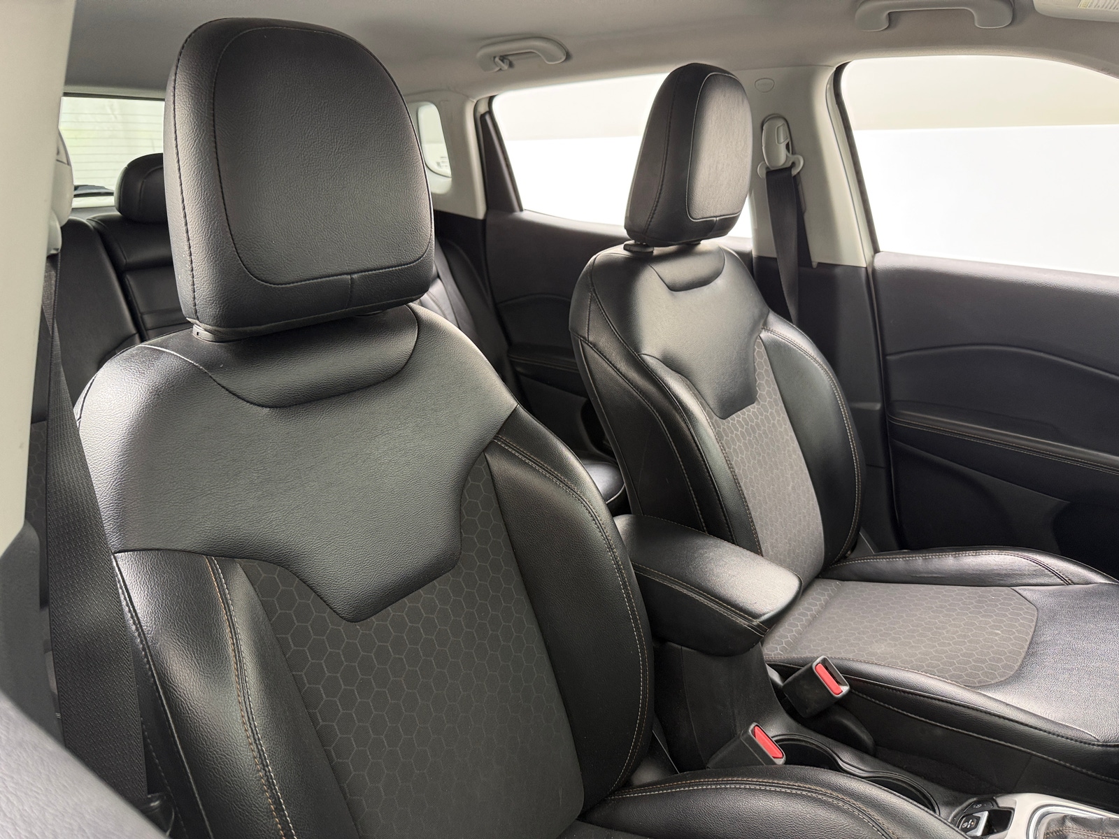 Thumbnail: 2018 Jeep Compass - 2