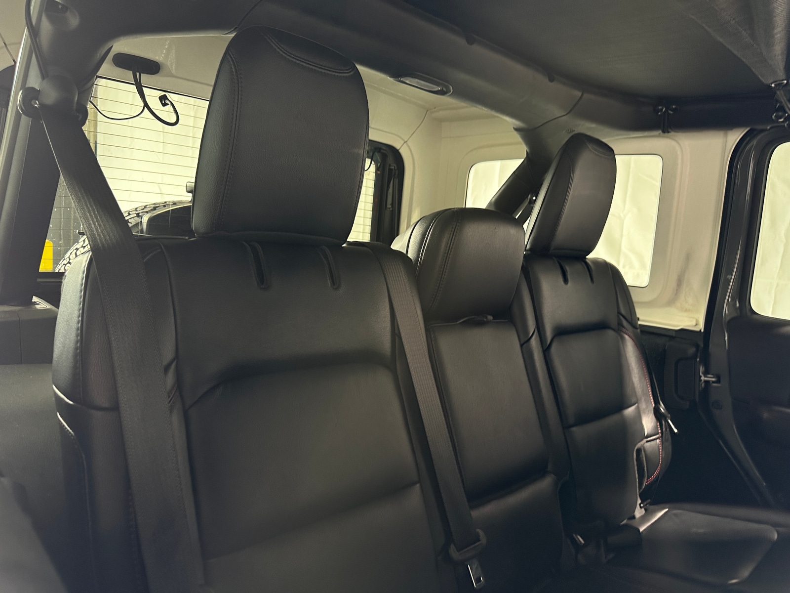 Thumbnail: 2021 Jeep Wrangler - 6