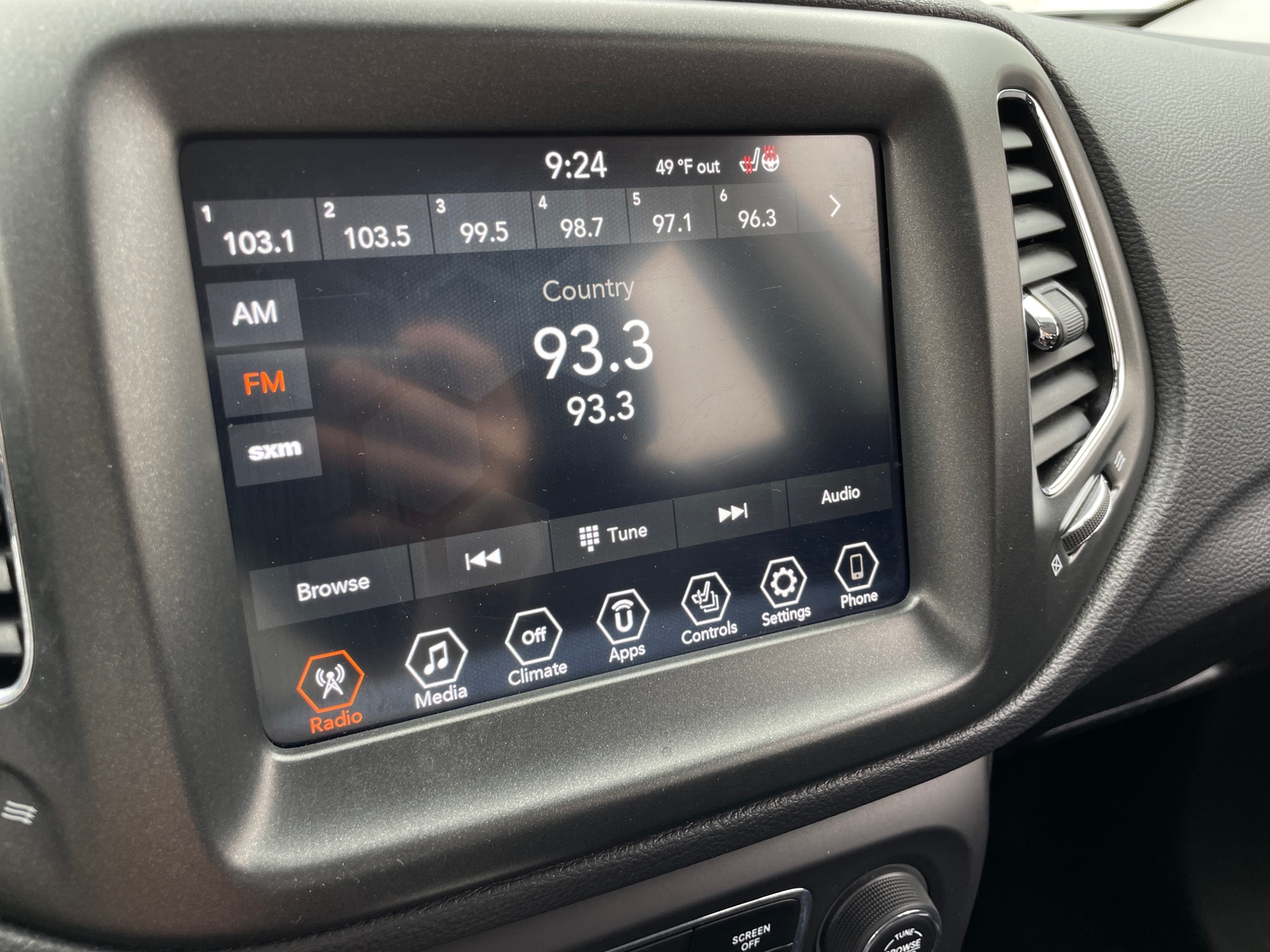 Thumbnail: 2019 Jeep Compass - 3