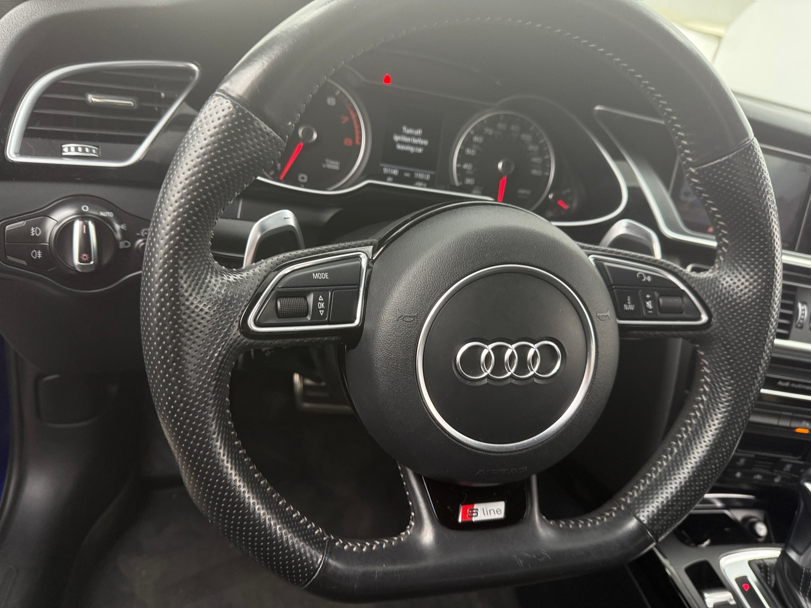 Thumbnail: 2016 Audi A4 - 4