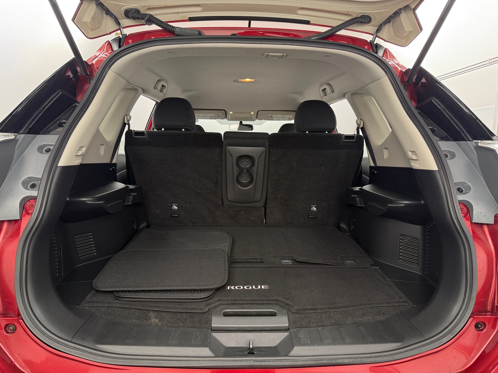 Thumbnail: 2016 Nissan Rogue - 7
