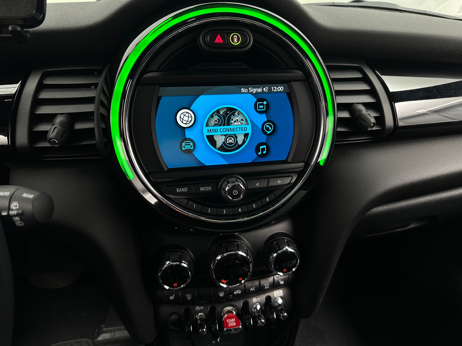 Thumbnail: 2020 MINI Cooper Hardtop - 3
