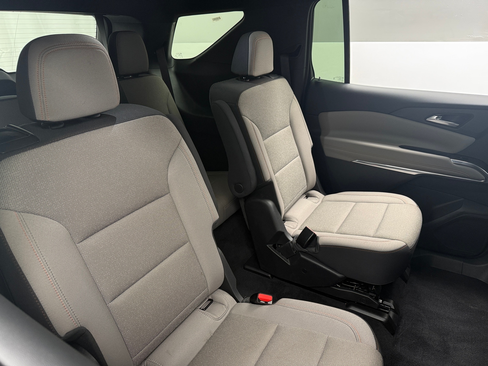 Thumbnail: 2025 Chevrolet Traverse - 6