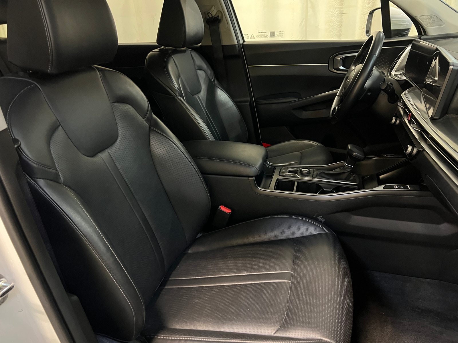 Thumbnail: 2024 Kia Sorento - 2