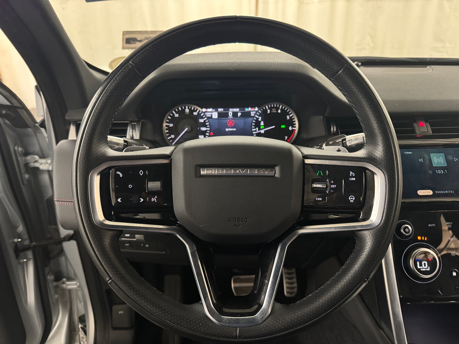 Thumbnail: 2021 Land Rover Discovery Sport - 4
