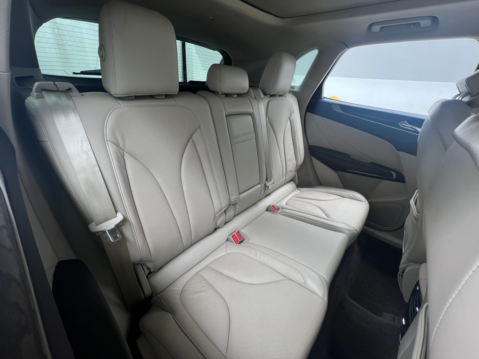 Thumbnail: 2017 Lincoln MKC - 5