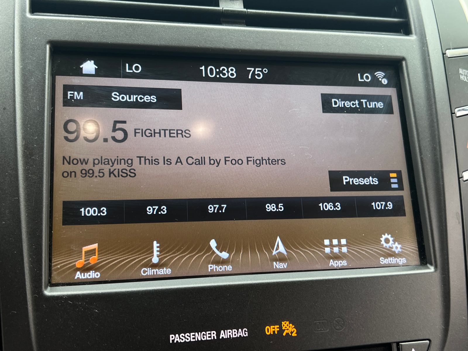 Thumbnail: 2017 Lincoln MKC - 3