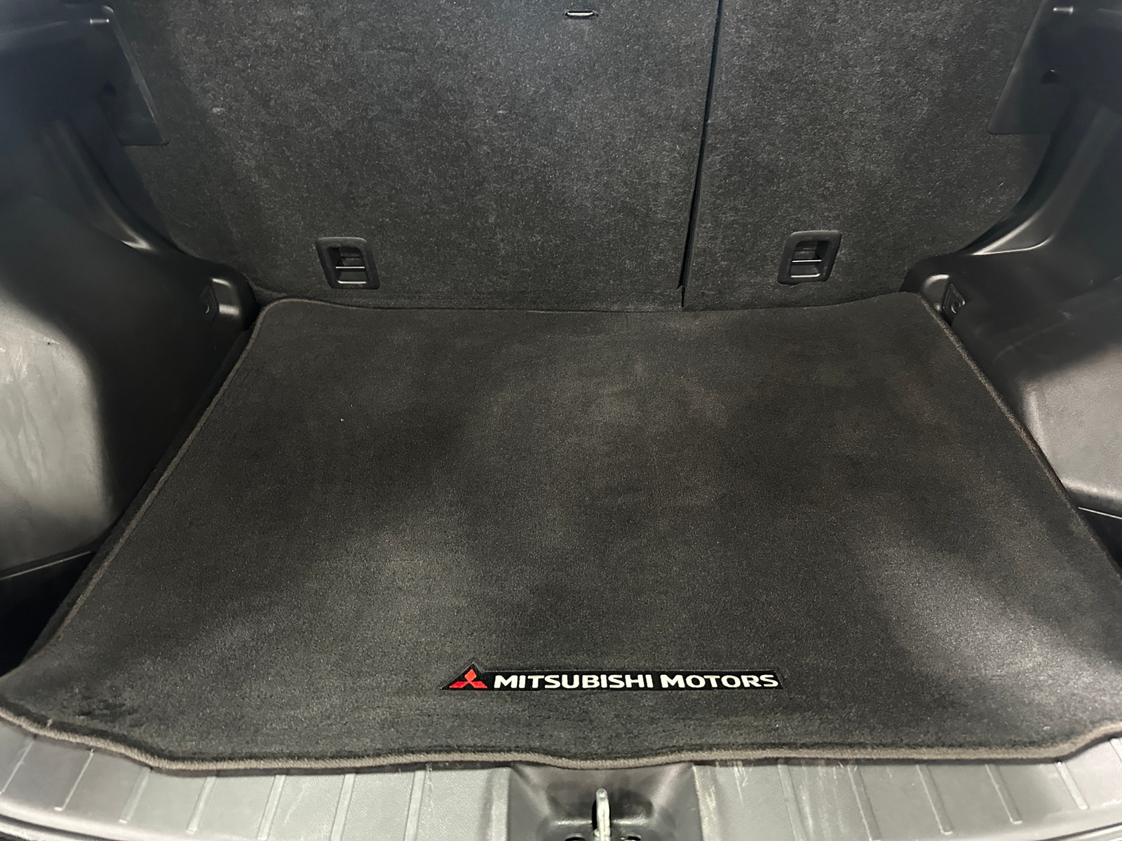Thumbnail: 2024 Mitsubishi Outlander Sport - 7