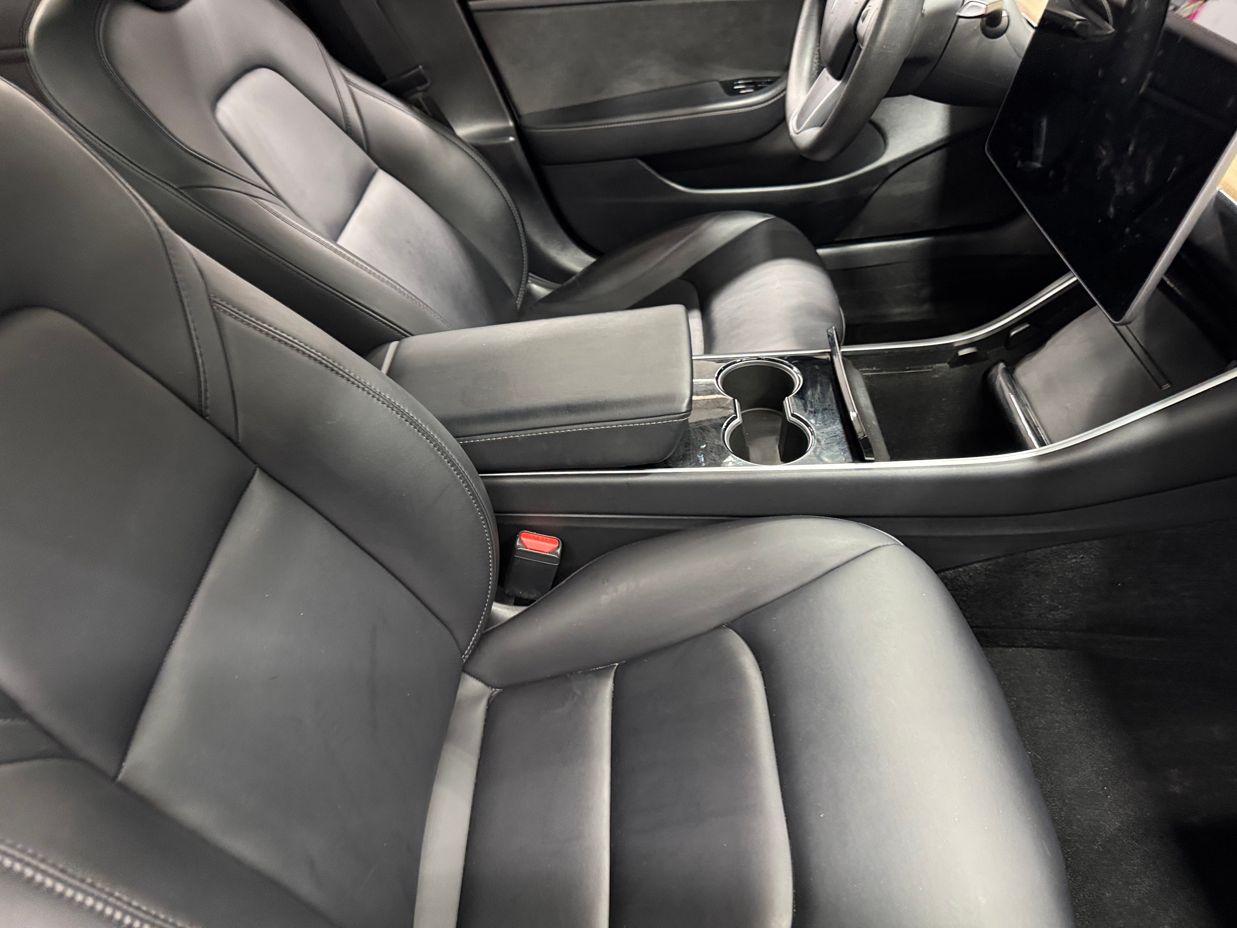 Used 2020 Tesla Model 3 Base with VIN 5YJ3E1EA5LF632939 for sale in Oak Creek, WI