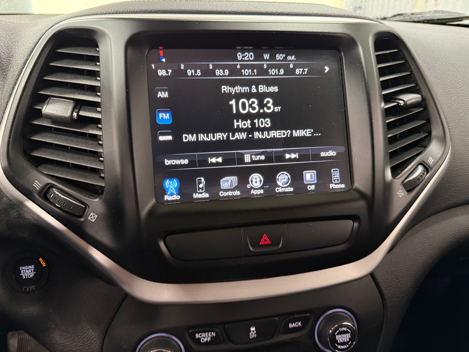 Thumbnail: 2018 Jeep Cherokee - 4