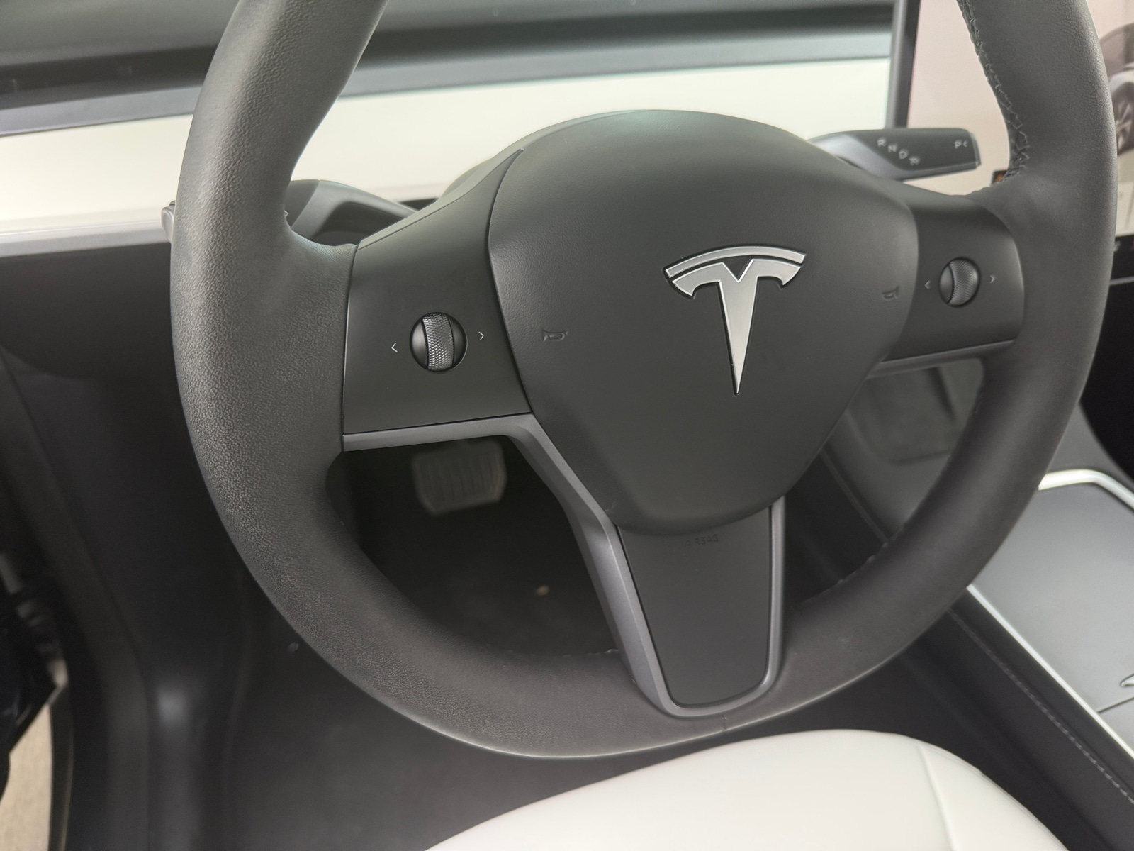 Thumbnail: 2023 Tesla Model Y - 4