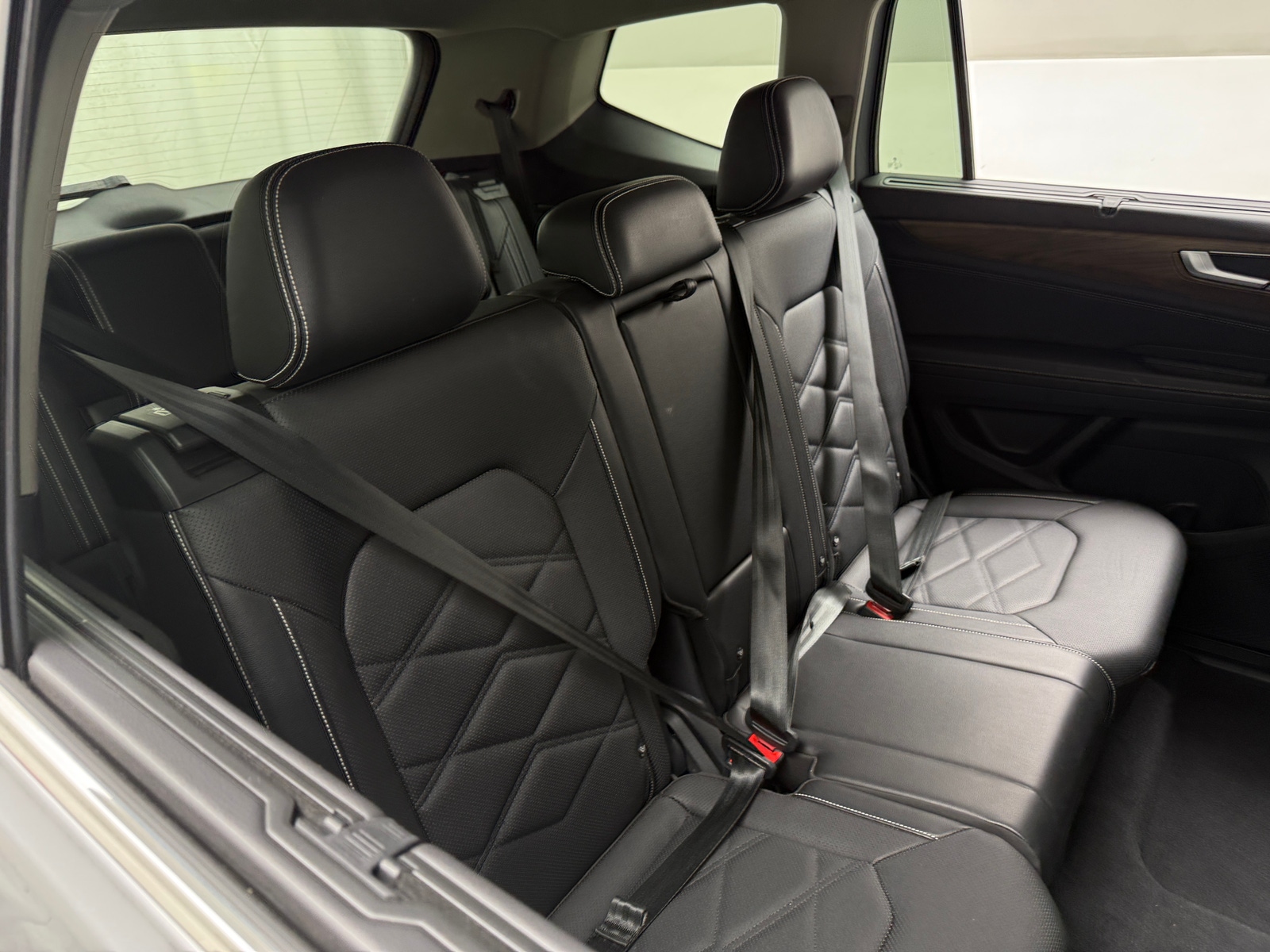 Thumbnail: 2025 Volkswagen Atlas - 5