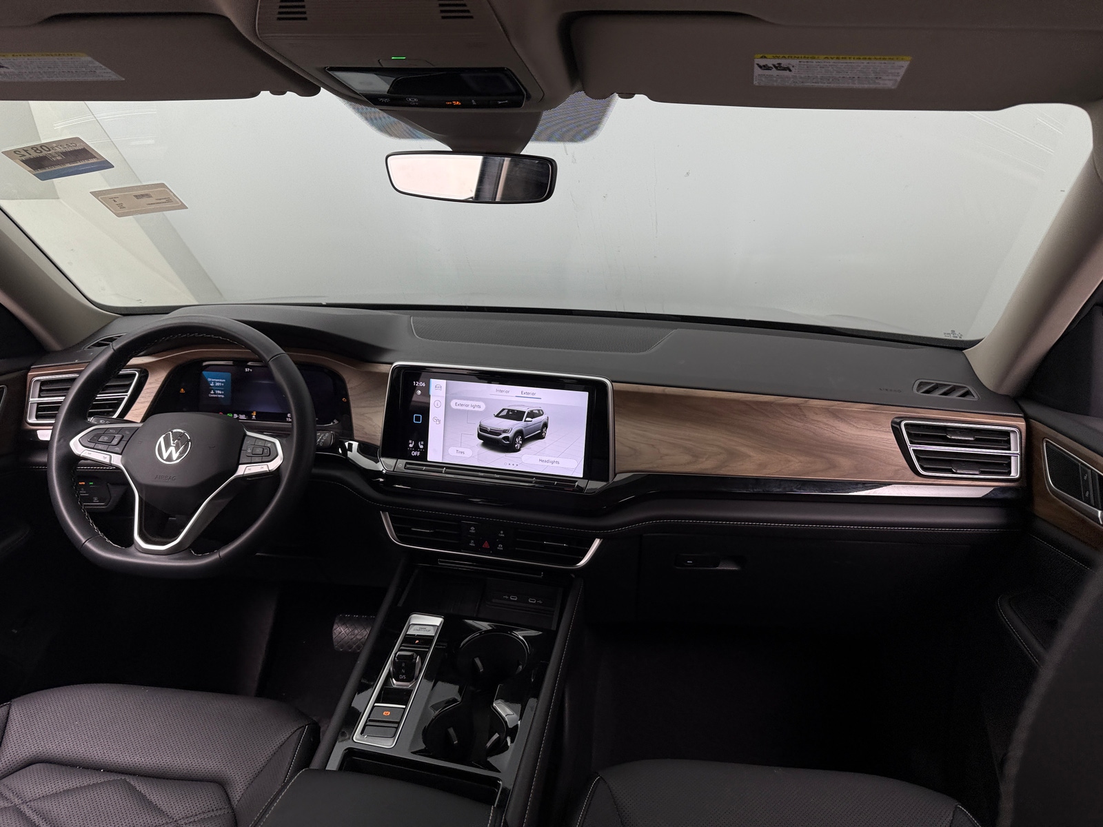 Thumbnail: 2025 Volkswagen Atlas - 2