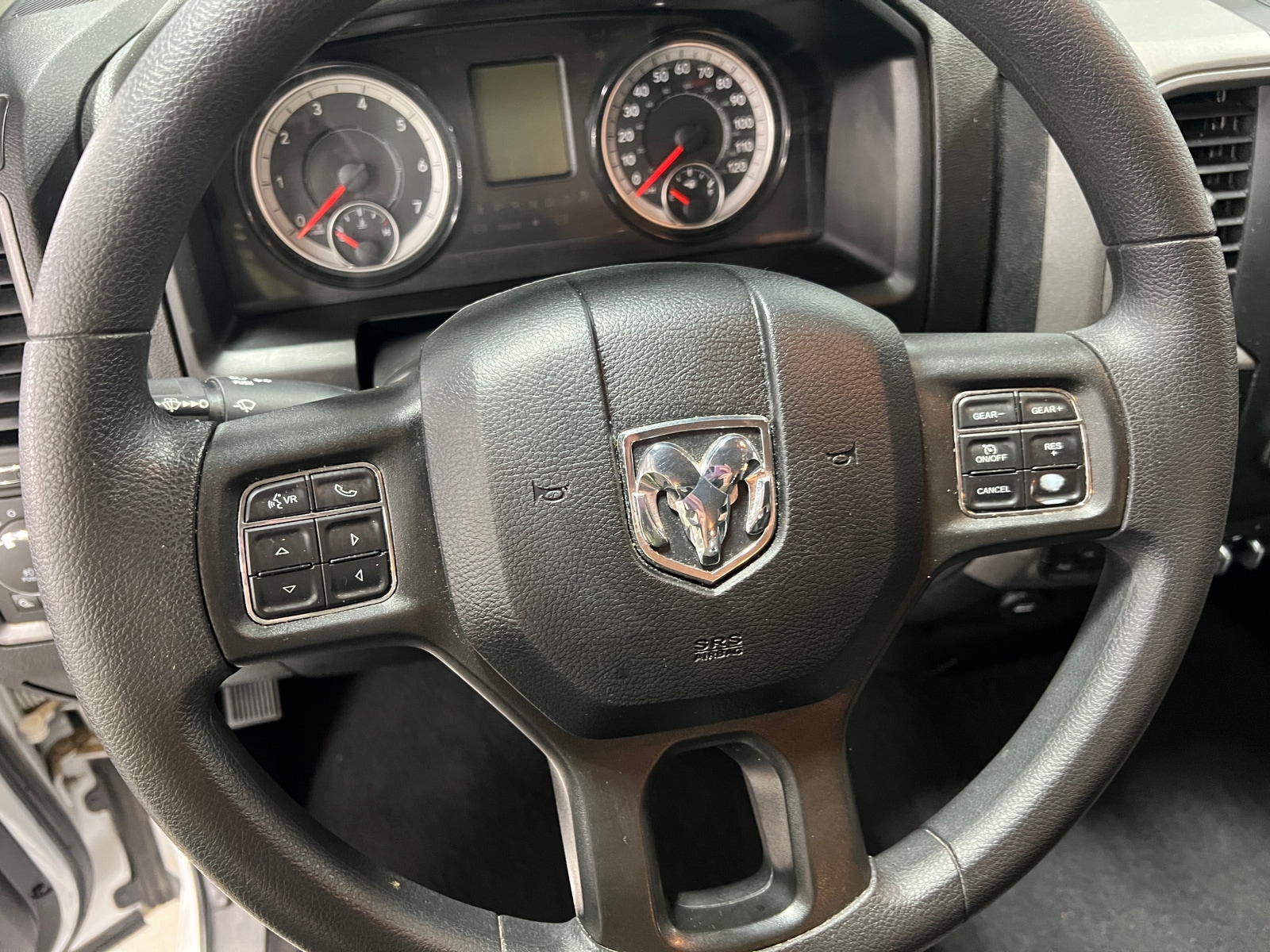 Thumbnail: 2021 RAM 1500 Classic - 5
