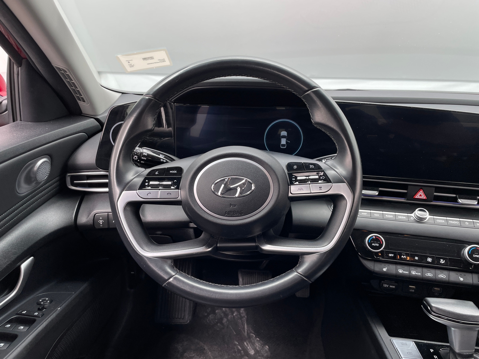 Thumbnail: 2023 Hyundai Elantra - 4