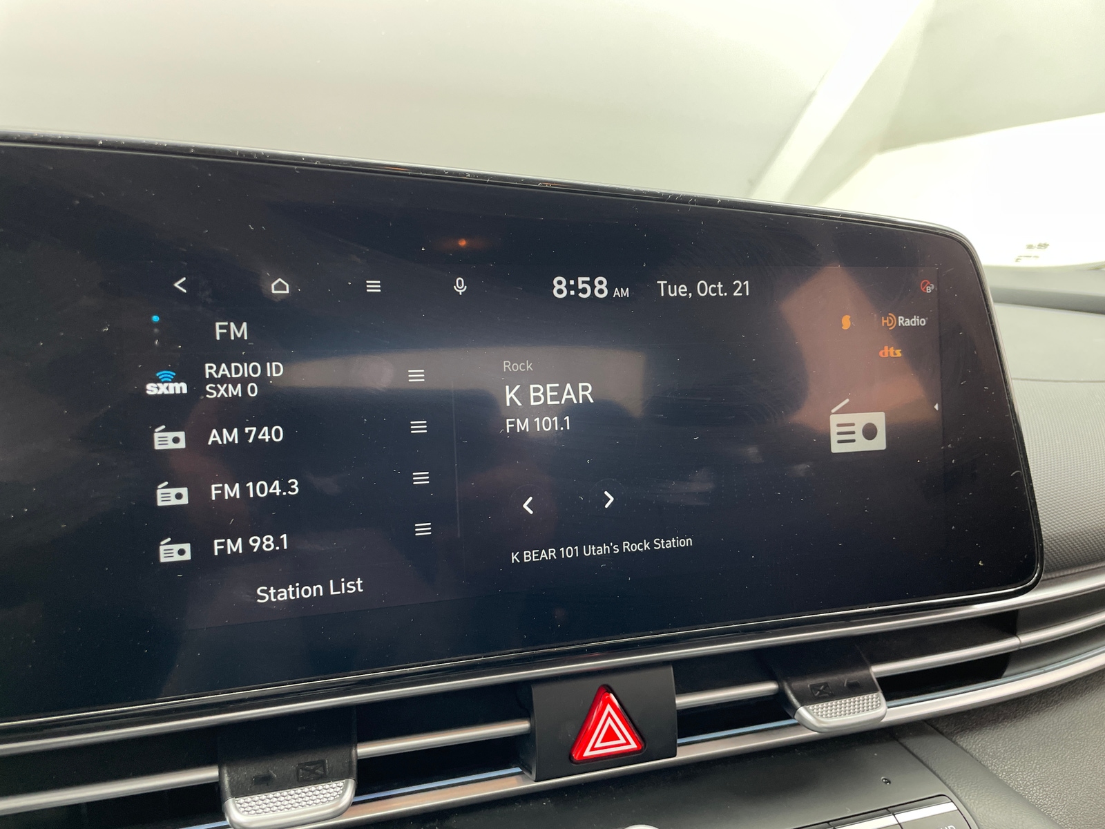 Thumbnail: 2023 Hyundai Elantra - 3