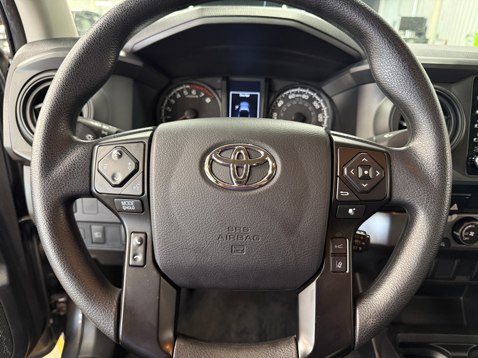 Thumbnail: 2022 Toyota Tacoma - 5
