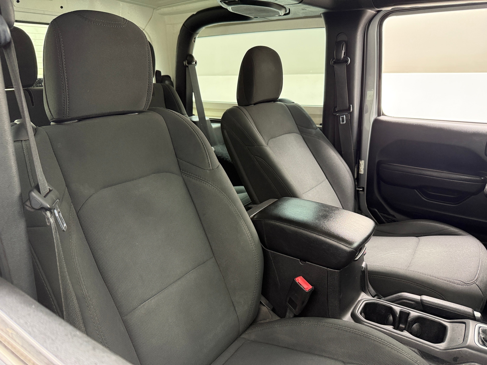 Thumbnail: 2019 Jeep Wrangler - 2