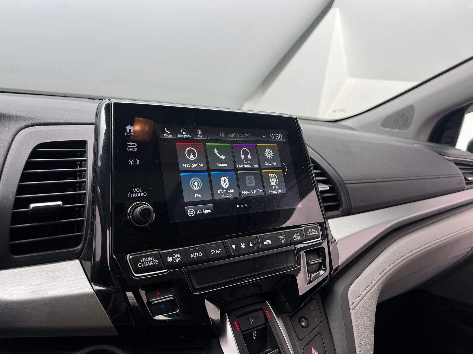 Thumbnail: 2018 Honda Odyssey - 3