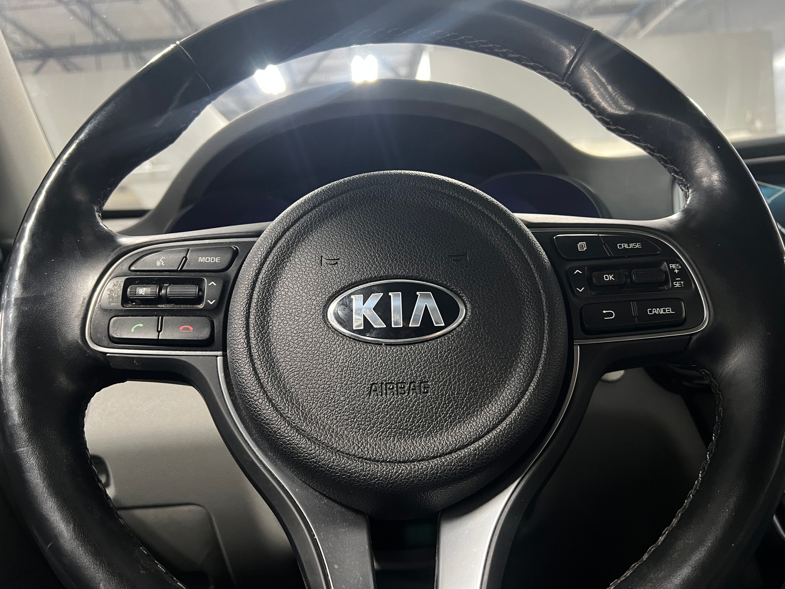Thumbnail: 2016 Kia Optima - 4