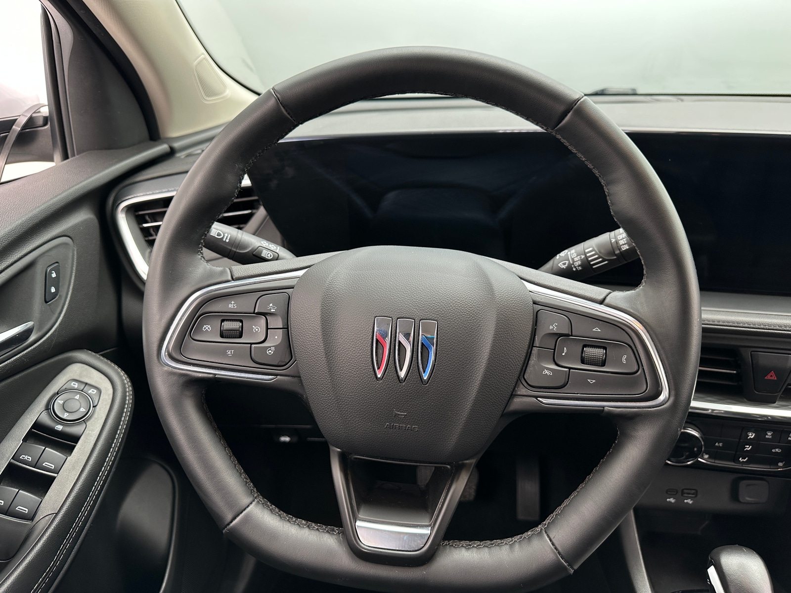 Thumbnail: 2024 Buick Encore GX - 4