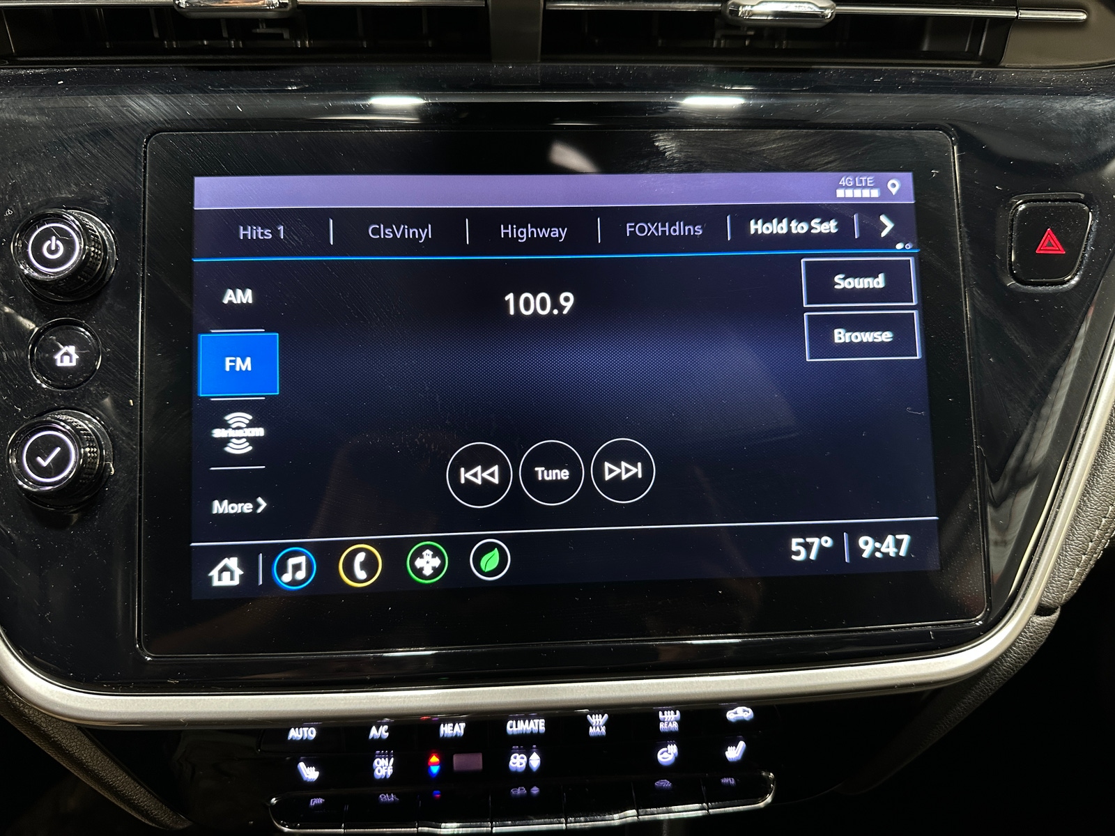 Thumbnail: 2022 Chevrolet Bolt EUV - 4