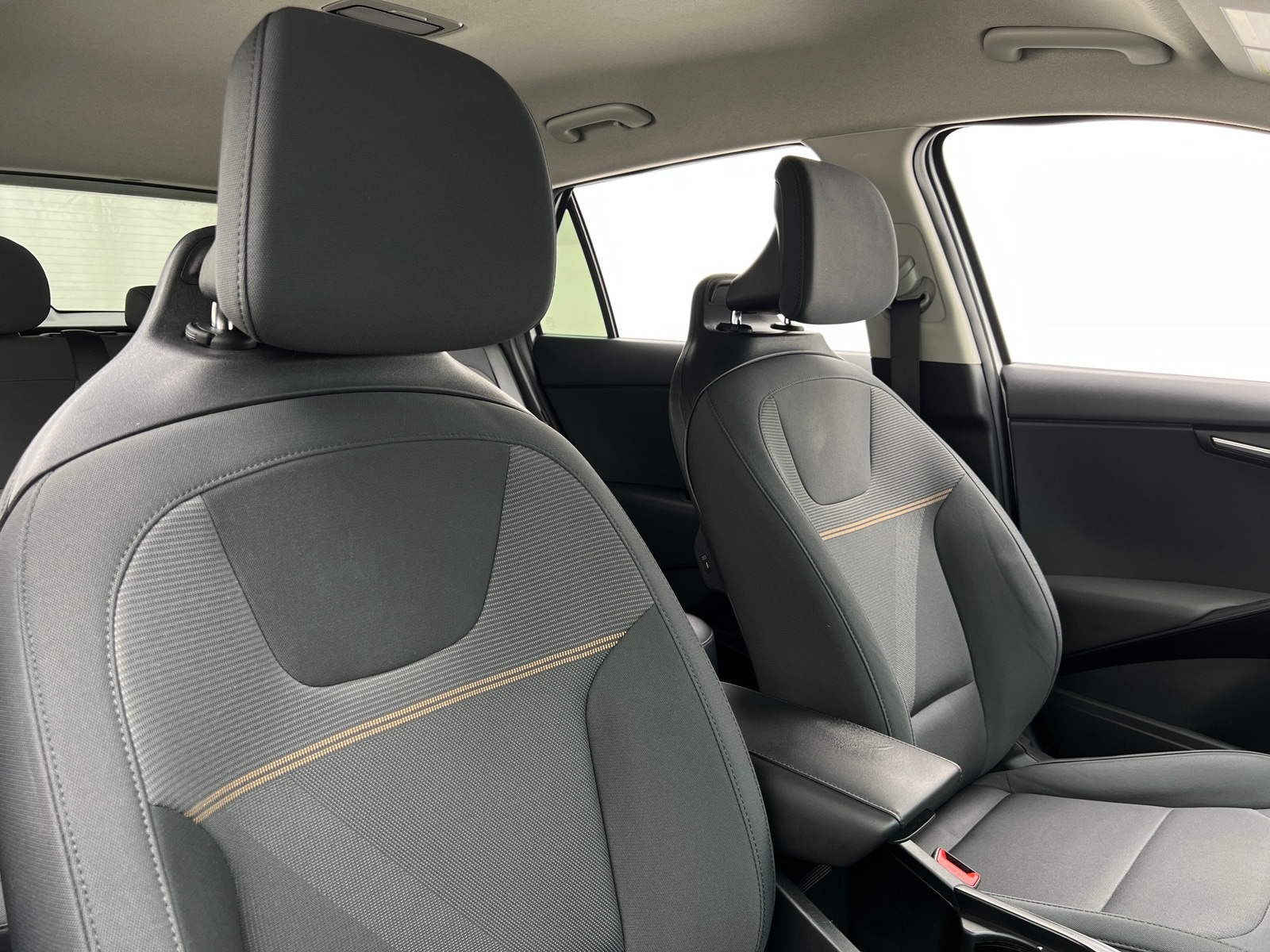 Thumbnail: 2023 Kia Niro - 2