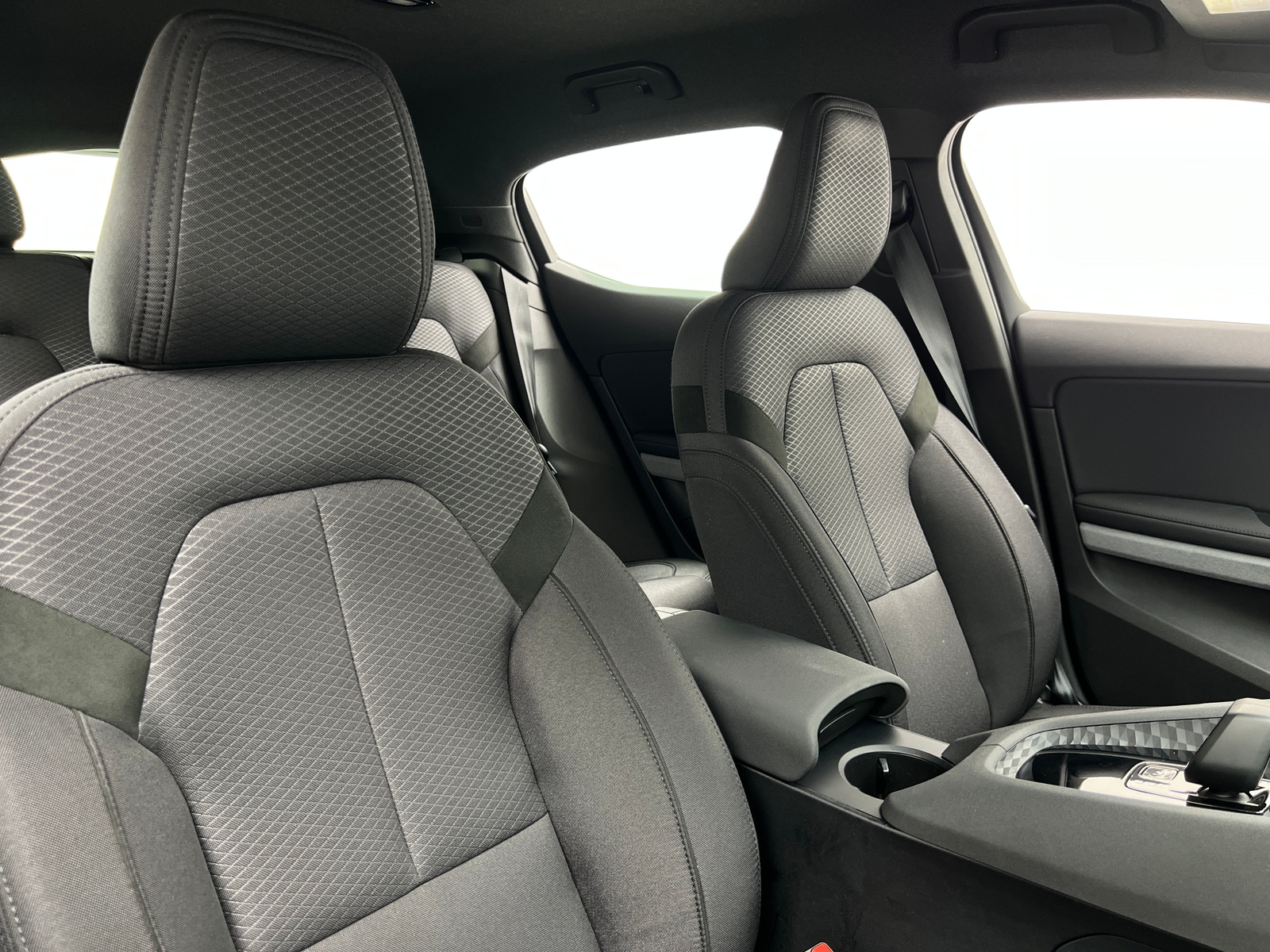 Thumbnail: 2022 Polestar 2 - 2